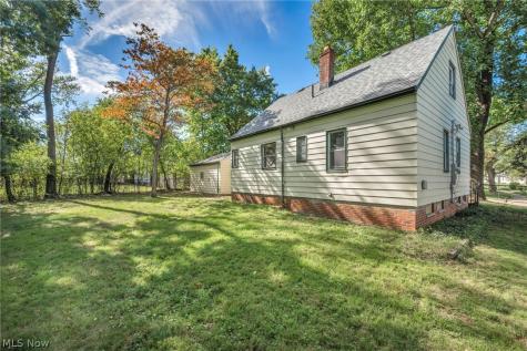 60 Greencroft Road Bedford OH 44146
