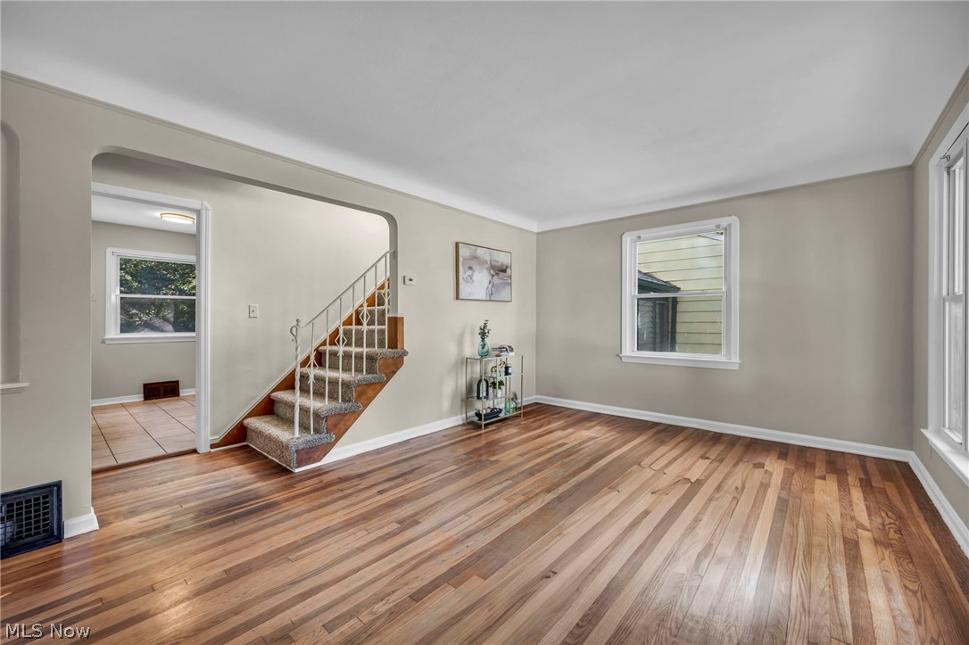 60 Greencroft Road Bedford OH 44146