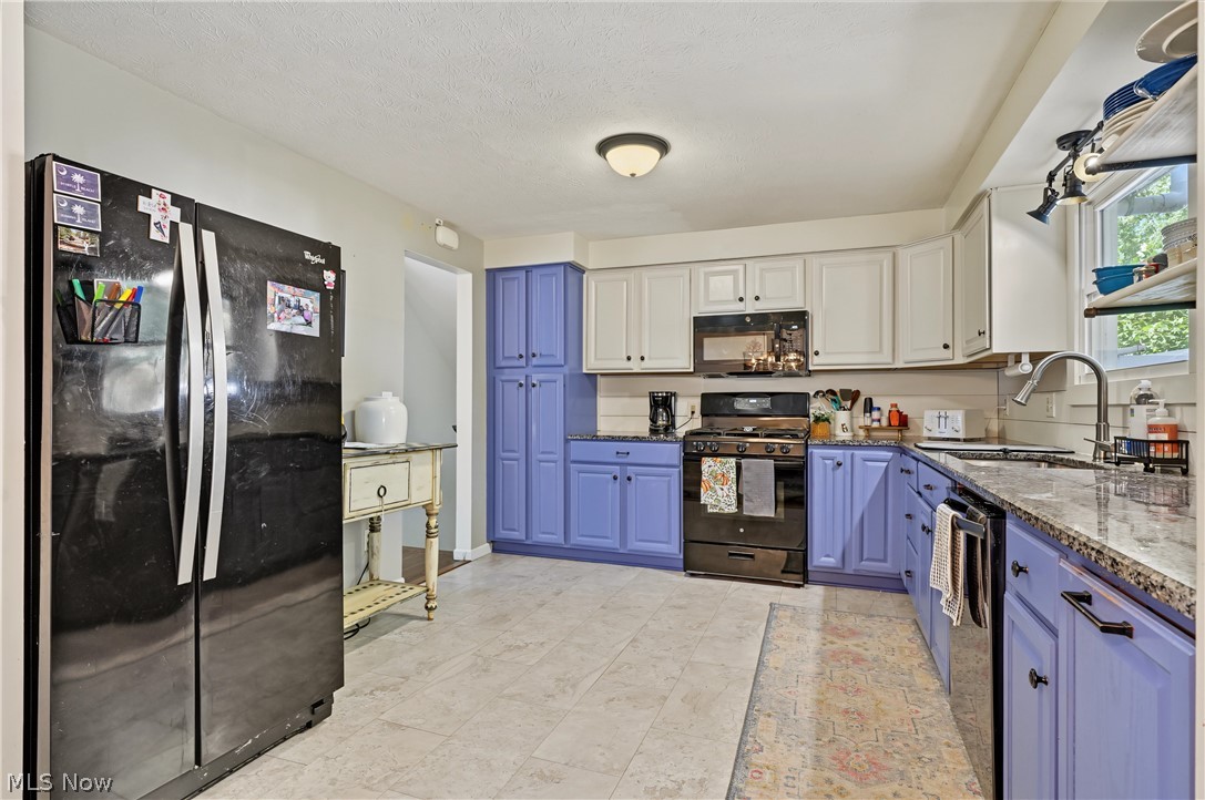 1879 Hibbard Drive Stow OH 44224