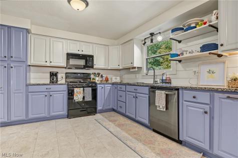 1879 Hibbard Drive Stow OH 44224