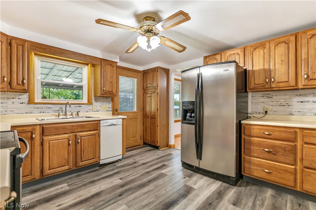 818 Canton Road NW Carrollton OH 44615