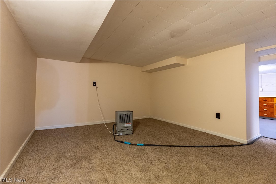 818 Canton Road NW Carrollton OH 44615