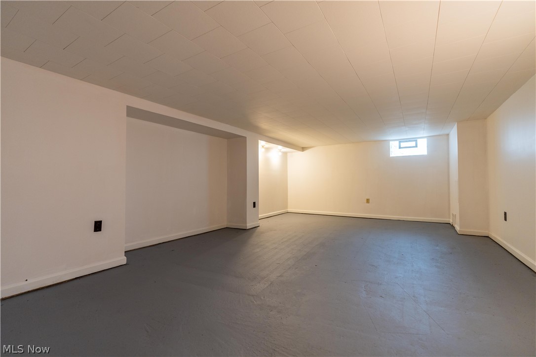 818 Canton Road NW Carrollton OH 44615