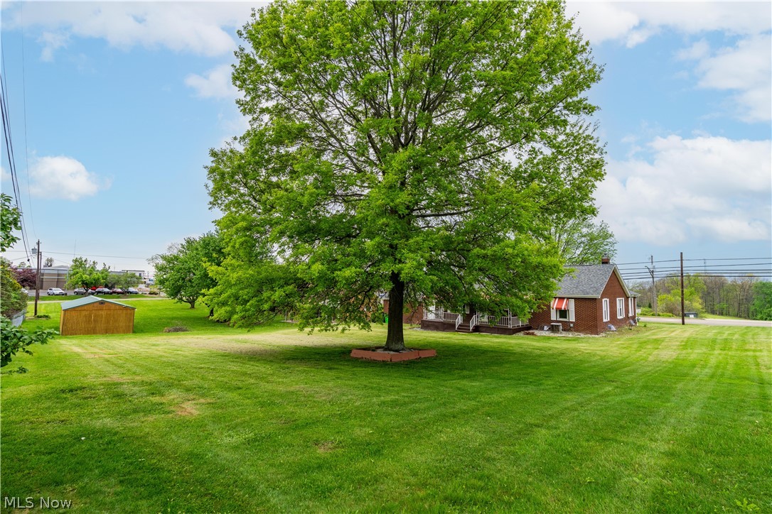 818 Canton Road NW Carrollton OH 44615