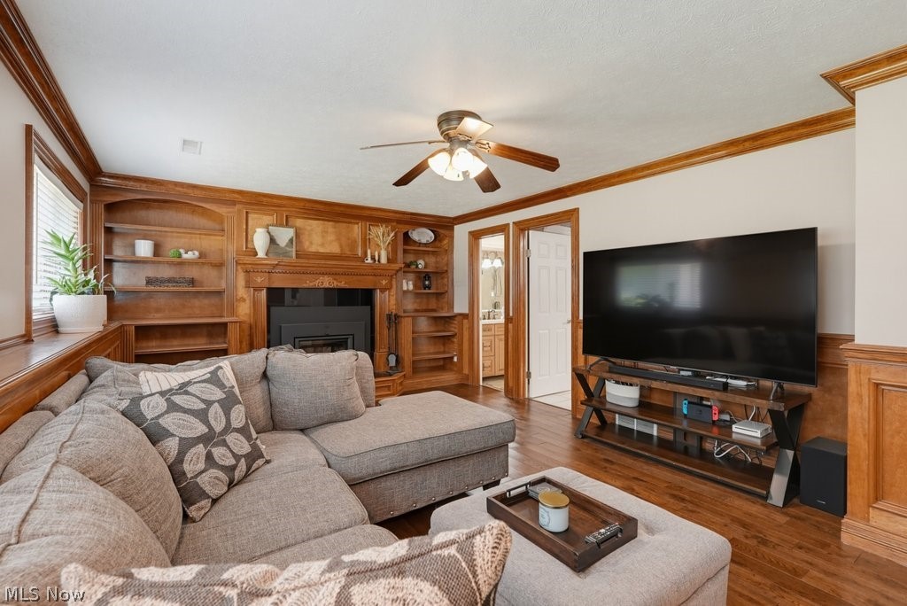 7875 Newcomb Drive Parma OH 44129