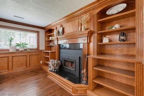 7875 Newcomb Drive Parma OH 44129