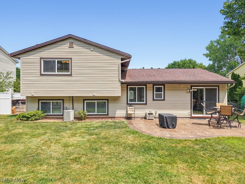 7875 Newcomb Drive Parma OH 44129