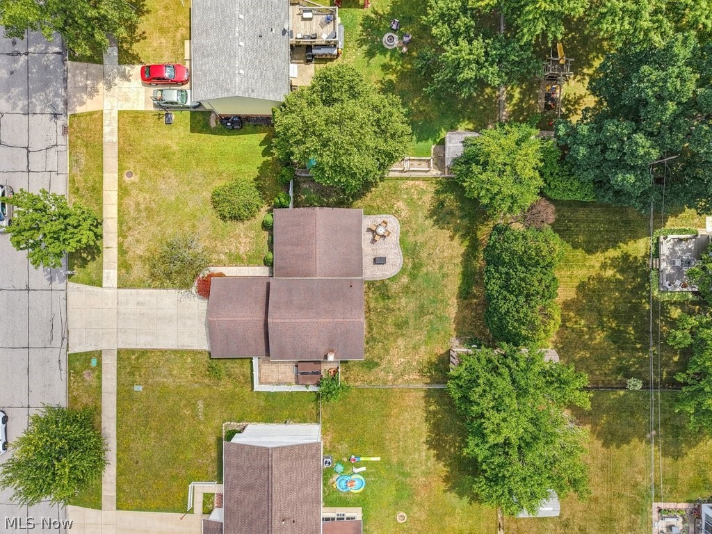 7875 Newcomb Drive Parma OH 44129
