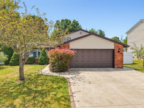 7875 Newcomb Drive Parma OH 44129