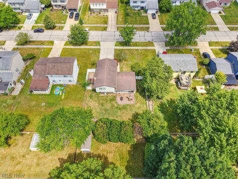 7875 Newcomb Drive Parma OH 44129