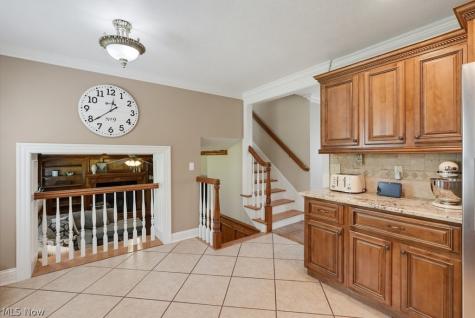7875 Newcomb Drive Parma OH 44129