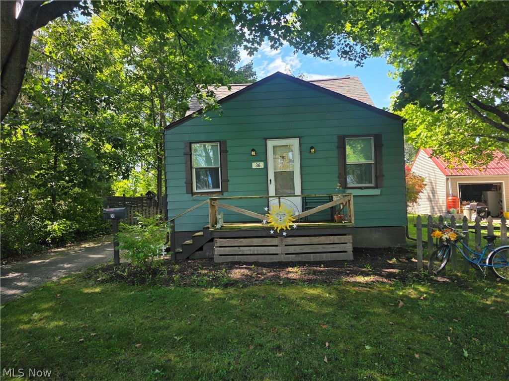 36 Benton Street Austintown OH 44515
