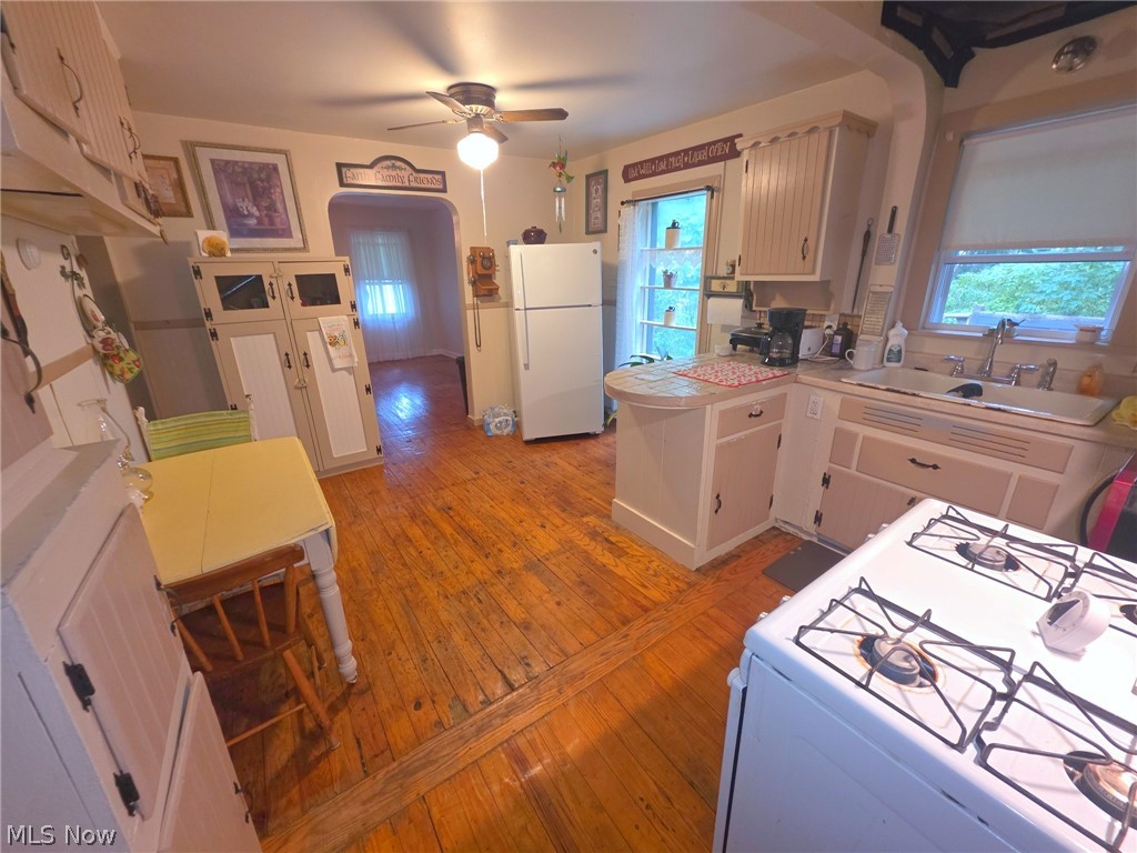 36 Benton Street Austintown OH 44515