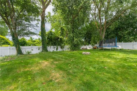 4218 Canterbury Drive Brunswick OH 44212