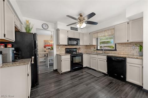 4218 Canterbury Drive Brunswick OH 44212