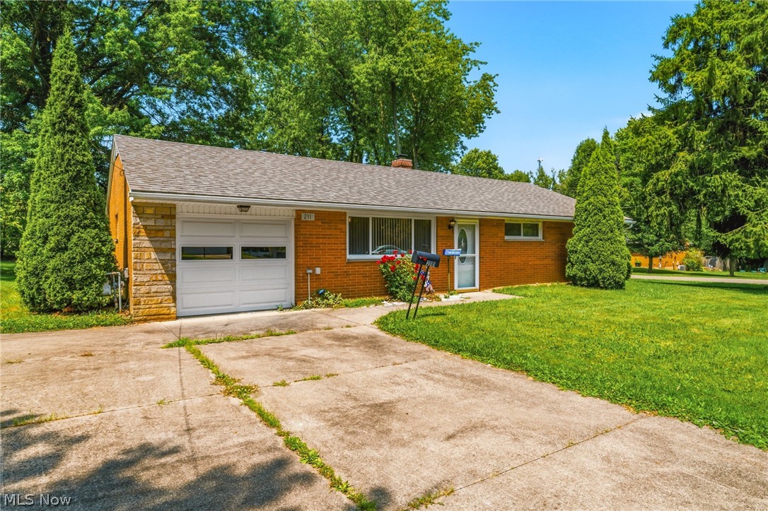 211 Laramie Street Alliance OH 44601