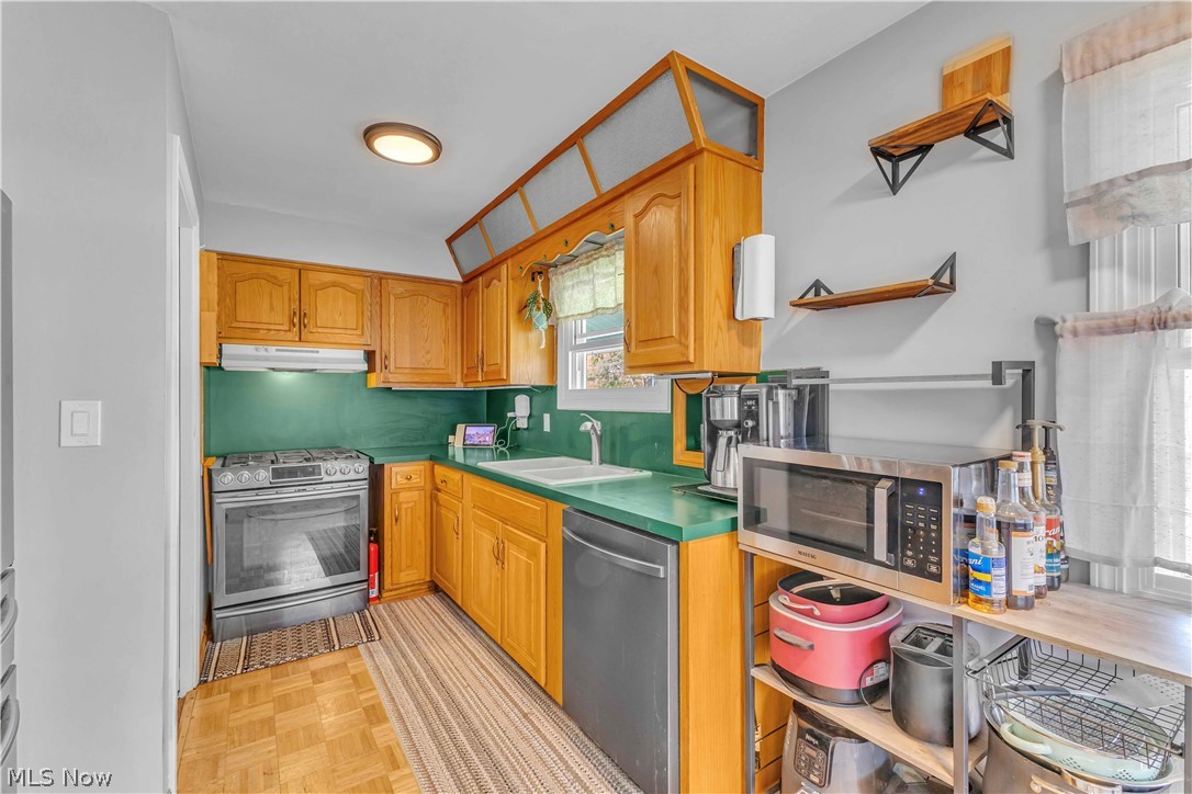 6670 Crenshaw Drive Parma Heights OH 44130