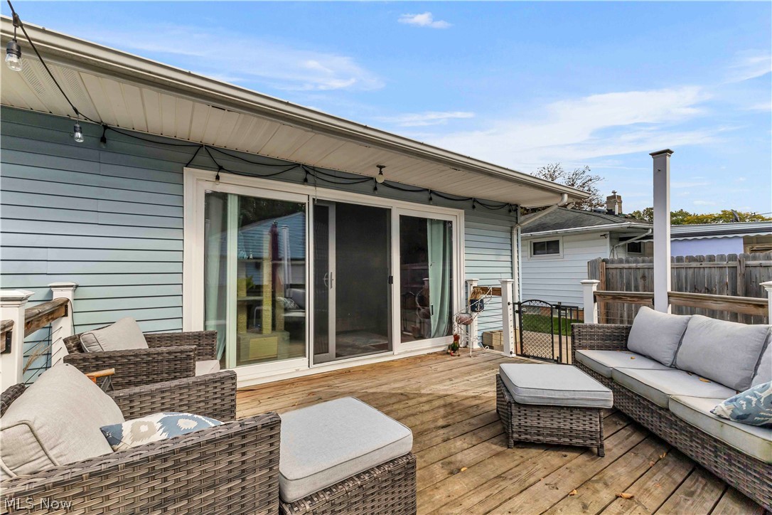 6670 Crenshaw Drive Parma Heights OH 44130