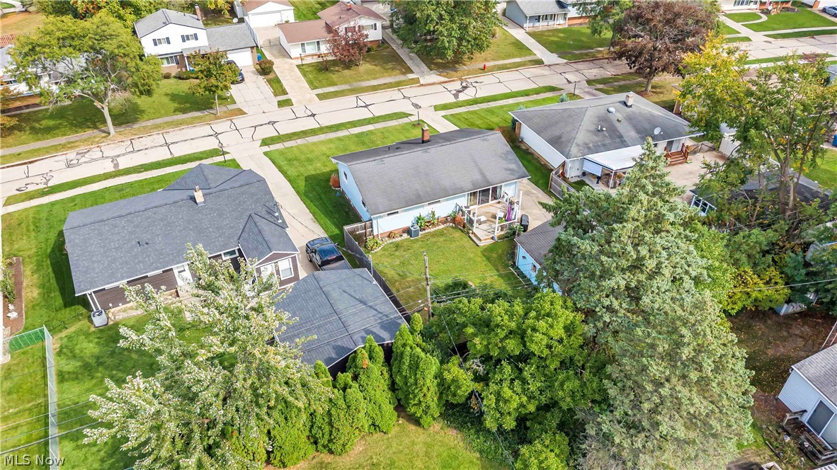 6670 Crenshaw Drive Parma Heights OH 44130