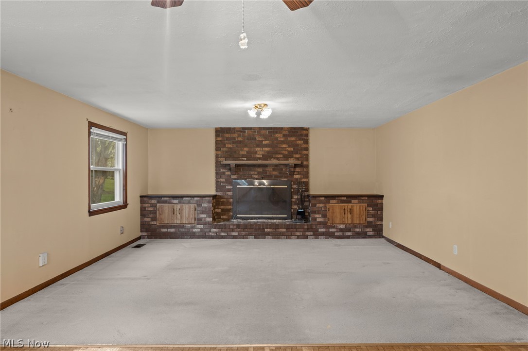 2031 W Pleasant Valley Road Parma OH 44134
