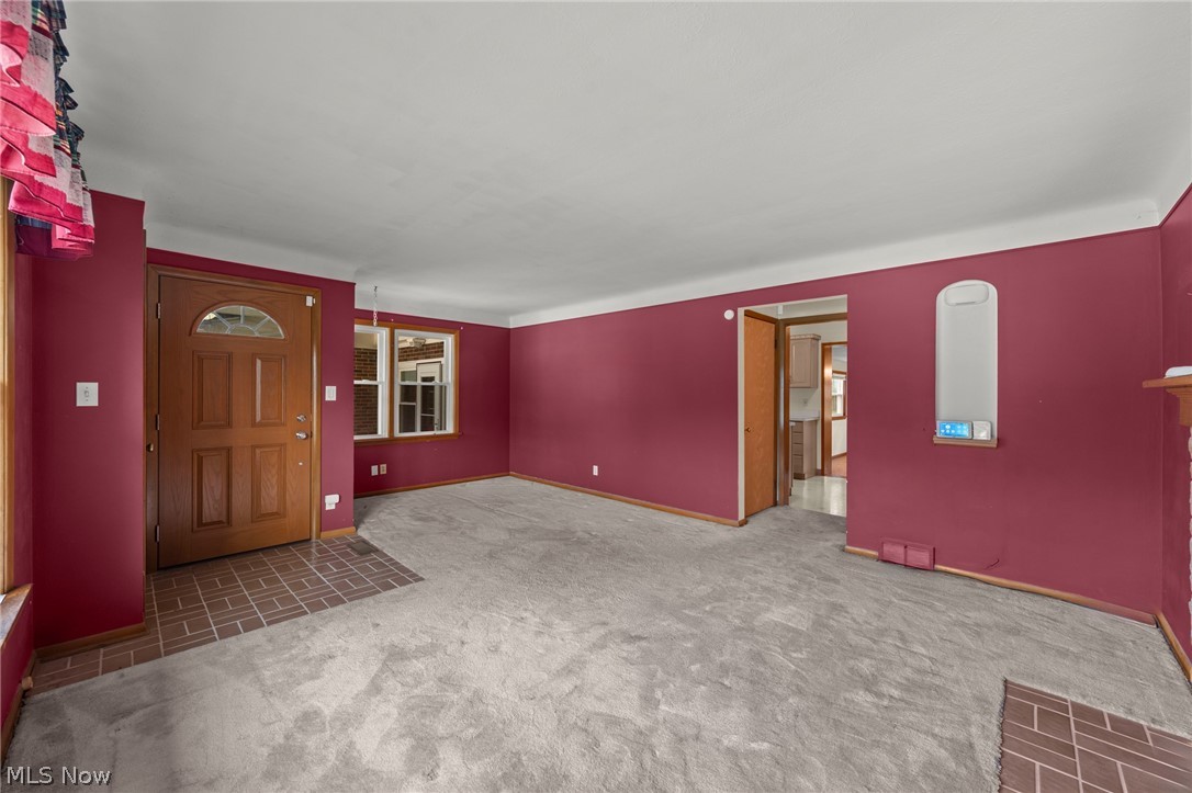 2031 W Pleasant Valley Road Parma OH 44134