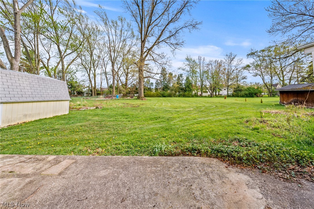 2031 W Pleasant Valley Road Parma OH 44134