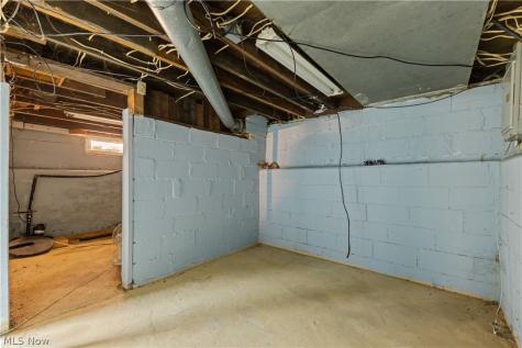 409 Edith Avenue Akron OH 44312