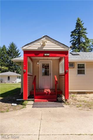 409 Edith Avenue Akron OH 44312