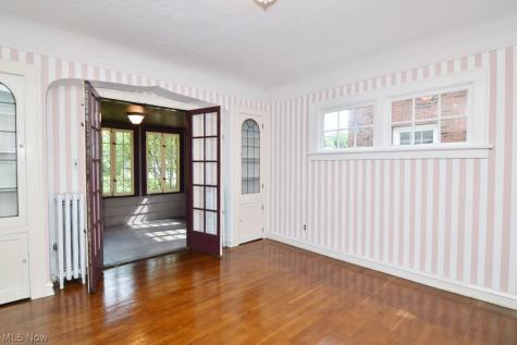 3549 Cedarbrook Road University Heights OH 44118