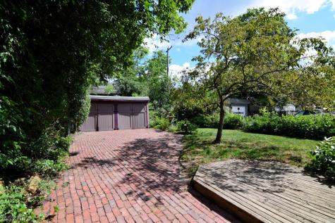 3549 Cedarbrook Road University Heights OH 44118