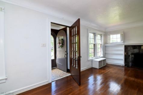 3549 Cedarbrook Road University Heights OH 44118