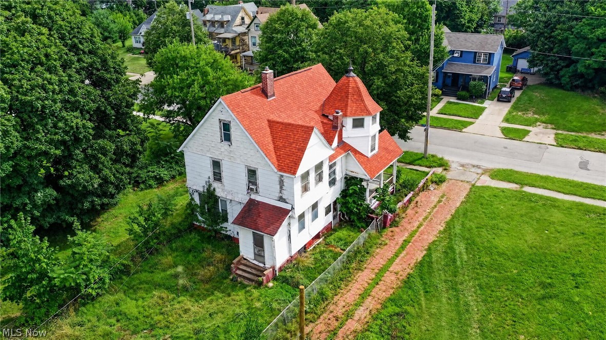 1434 E 82nd Street Cleveland OH 44103