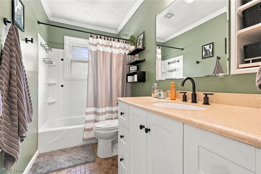 4280 Beechwood Avenue Alliance OH 44601
