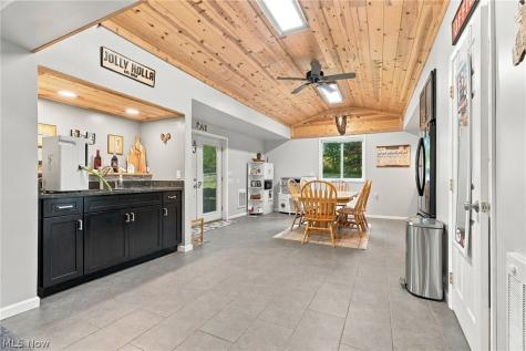 4280 Beechwood Avenue Alliance OH 44601