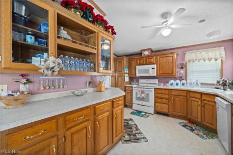 78 Periwinkle Drive Olmsted Twp OH 44138