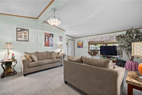 78 Periwinkle Drive Olmsted Twp OH 44138