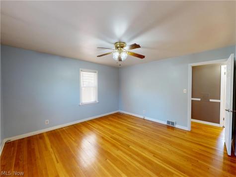 1179 Roland Road Lyndhurst OH 44124