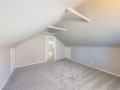 1179 Roland Road Lyndhurst OH 44124