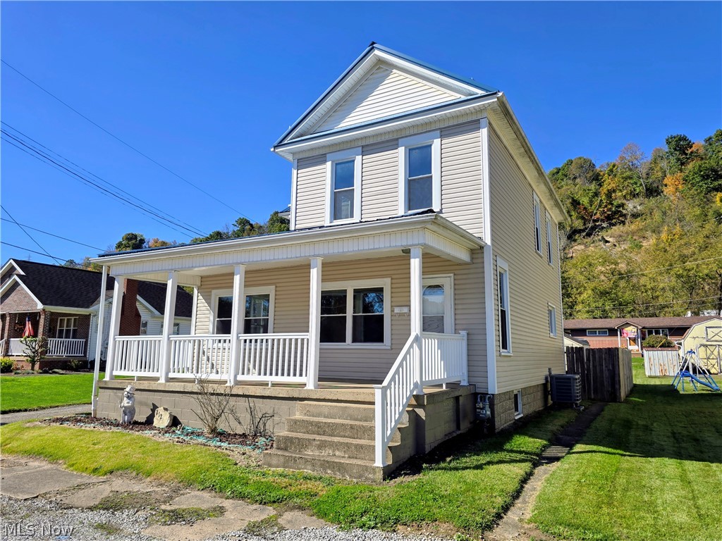 212 Central Avenue Tiltonsville OH 43963