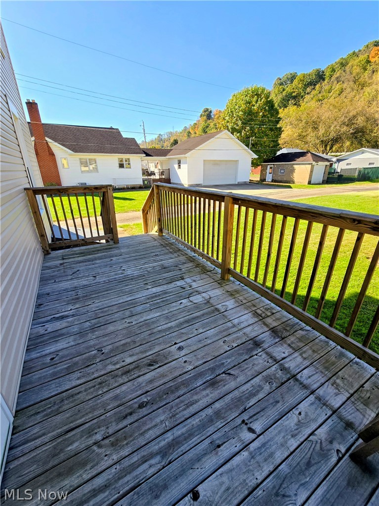 212 Central Avenue Tiltonsville OH 43963