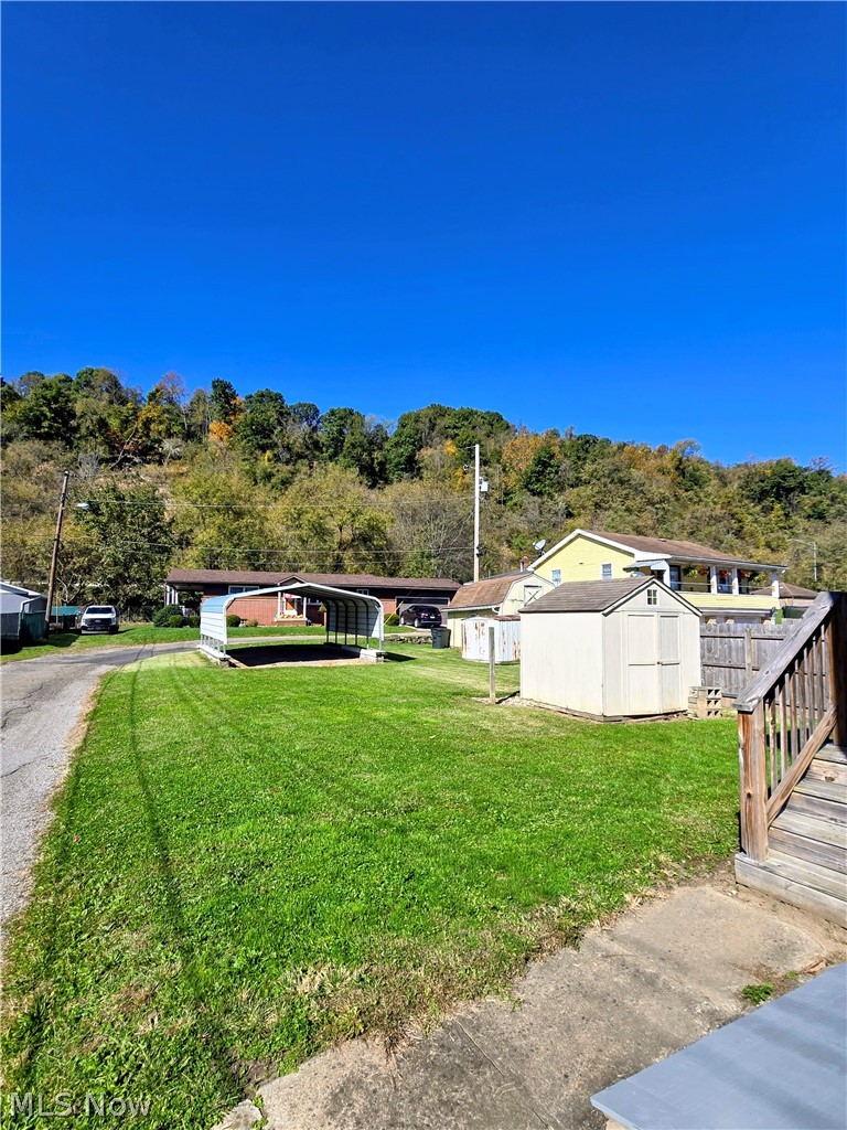 212 Central Avenue Tiltonsville OH 43963