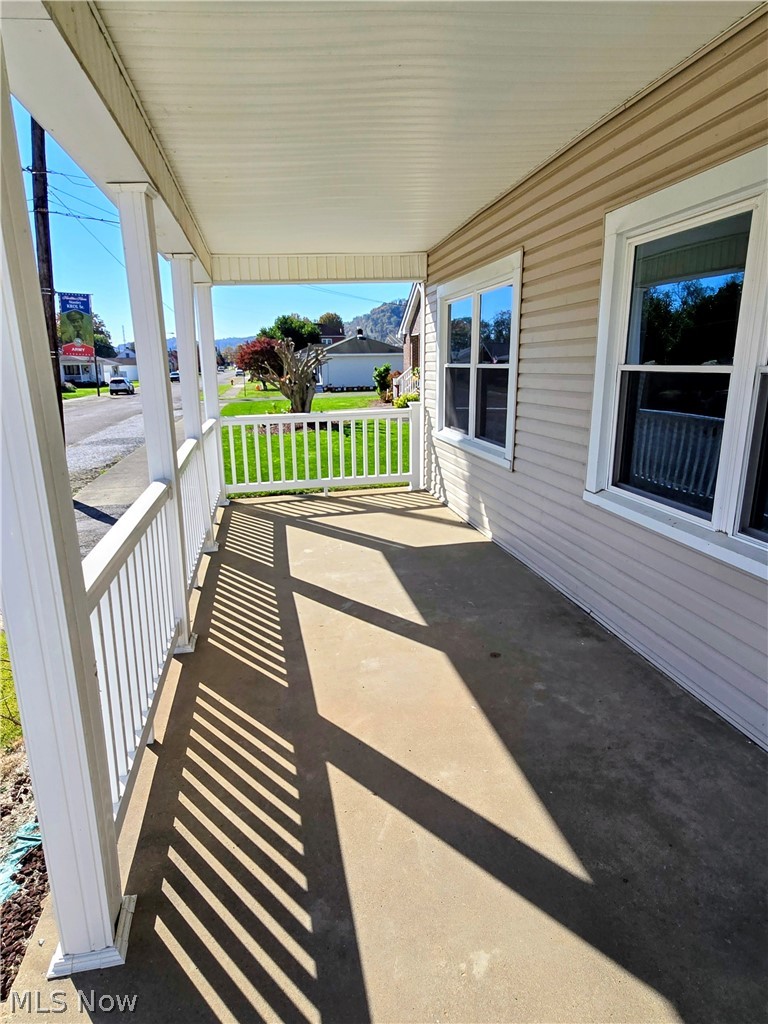 212 Central Avenue Tiltonsville OH 43963