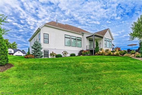 5740 Shadow Ridge Circle NW North Canton OH 44720