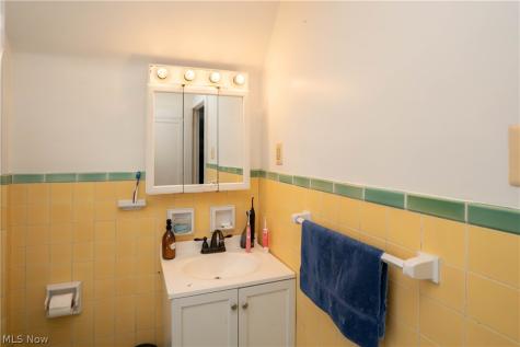 1002 29th Street NE Canton OH 44714