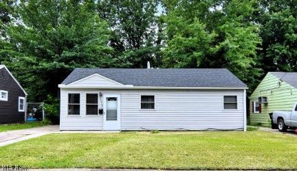 19219 Firwood Road Cleveland OH 44110