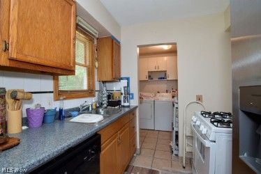 19219 Firwood Road Cleveland OH 44110