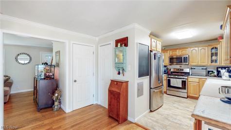 1661 Rexdale Drive Cuyahoga Falls OH 44221
