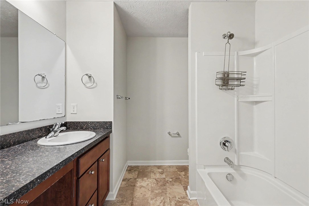 57 Garnett Circle Copley OH 44321