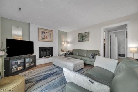 89 Wellsley Place Brunswick OH 44212