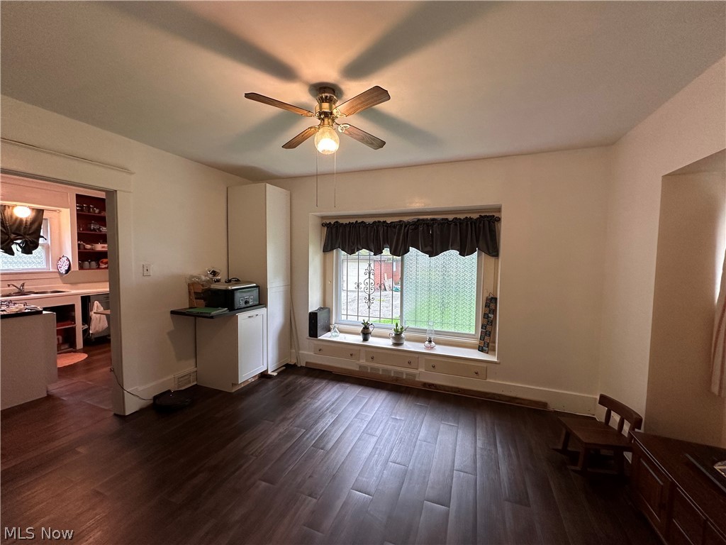 966 Lanterman Avenue Youngstown OH 44511